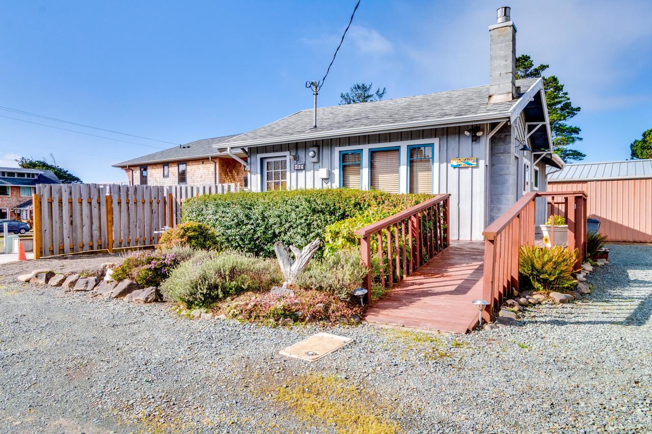 Cottage By The Sea Manzanita Extérieur photo